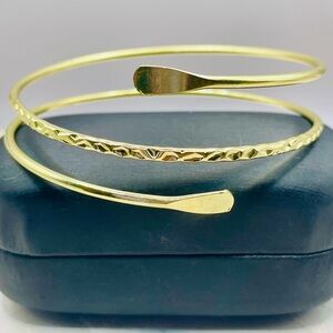 Gold-Toned Wire Wrapped Upper Arm Cuff Bracelet. Body Jewelry
